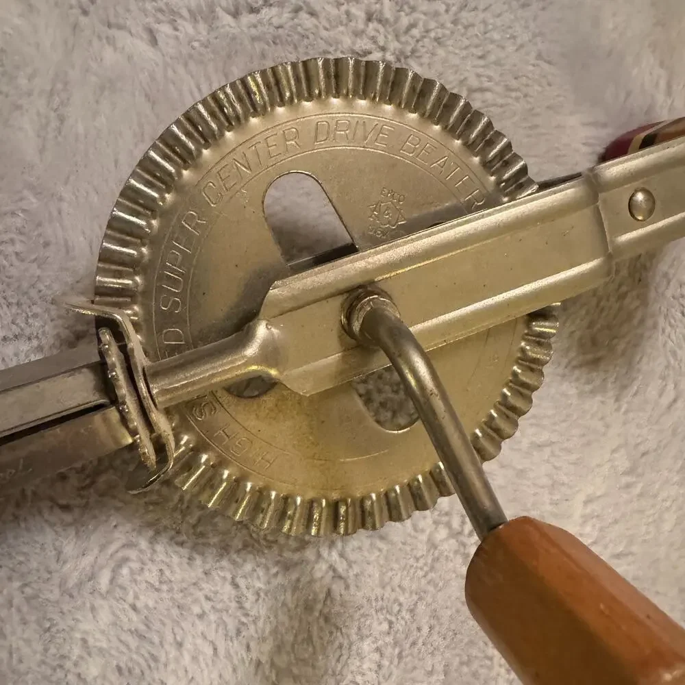 Vtg Ecko Egg Beater Hand Held Crank Mixer Wood Handles High Speed Beater Rustic